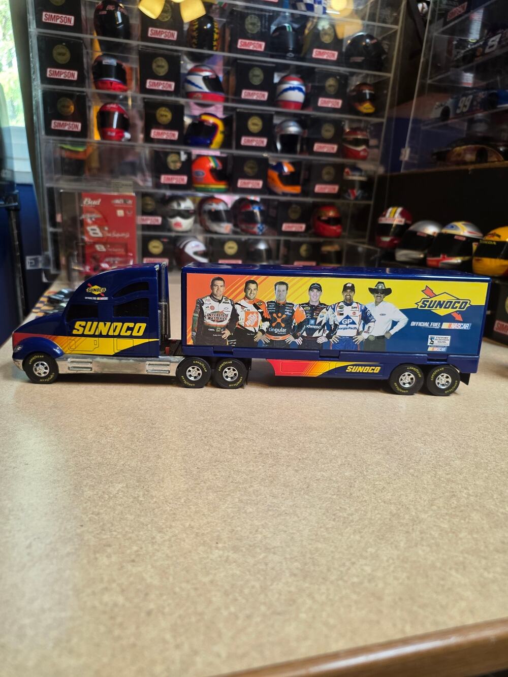 Sunoco 2004 Inaugural Year NASCAR Hauler 1:64 w/ Pit Car & Diorama Sound